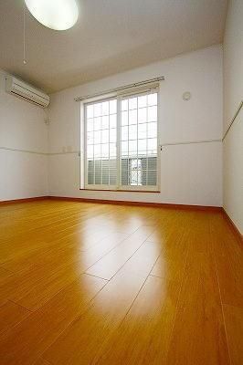 �y���̑��z�@���r���O