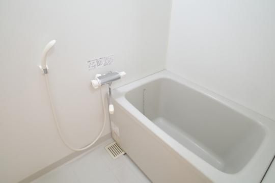 �y���̑��z�@�o�X�^�V�����[