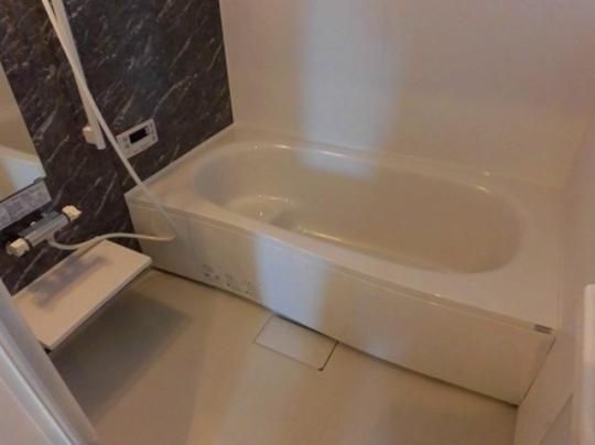 �y���̑��z�@�o�X�^�V�����[