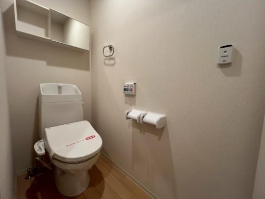 �y���̑��z�@�g�C��