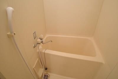 �y���̑��z�@�o�X�^�V�����[