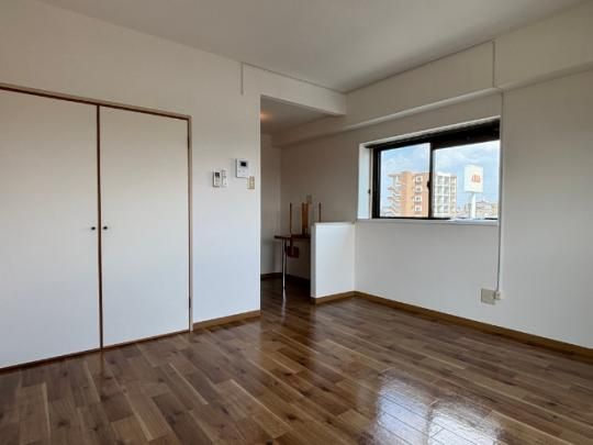 �y���̑��z�@���r���O