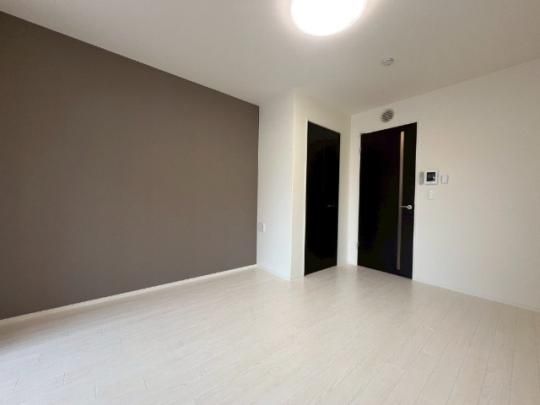 �y���̑��z�@���r���O