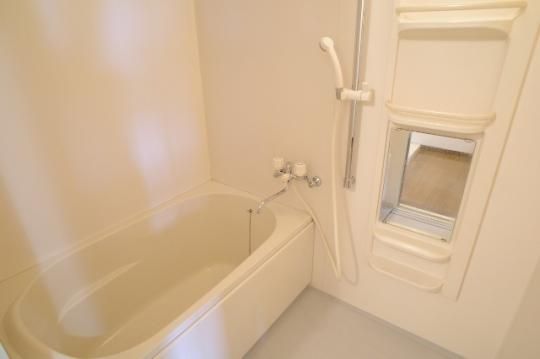 �y���̑��z�@�o�X�^�V�����[