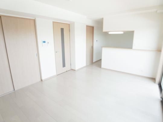 �y���̑��z�@���r���O