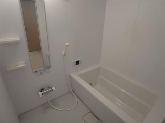 �y���̑��z�@�o�X�^�V�����[