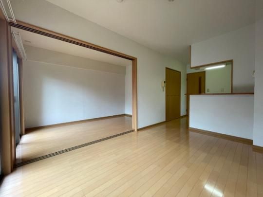 �y���̑��z�@���r���O