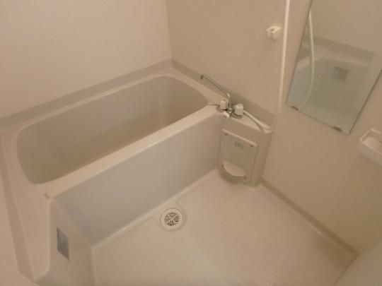 �y���̑��z�@�o�X�^�V�����[