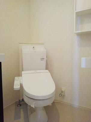 �y���̑��z�@�g�C��