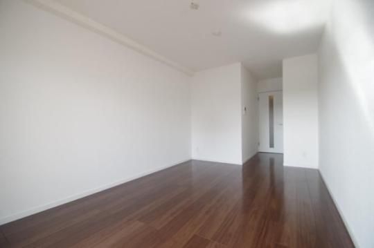 �y���̑��z�@���r���O