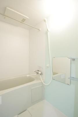 �y���̑��z�@�o�X�^�V�����[