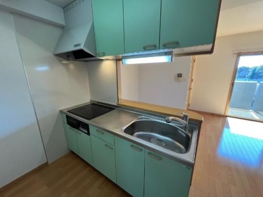 �y���̑��z�@�L�b�`��