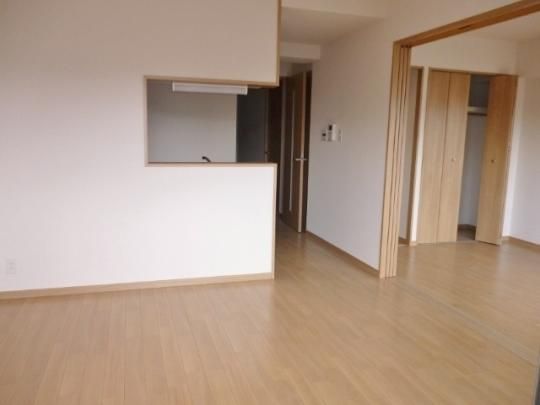 �y���̑��z�@���r���O