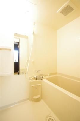 �y���̑��z�@�o�X�^�V�����[