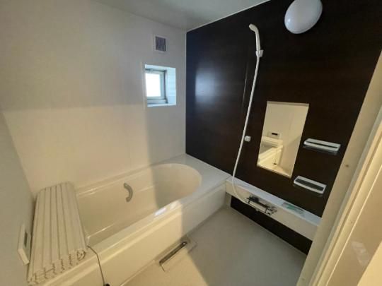 �y���̑��z�@�o�X�^�V�����[