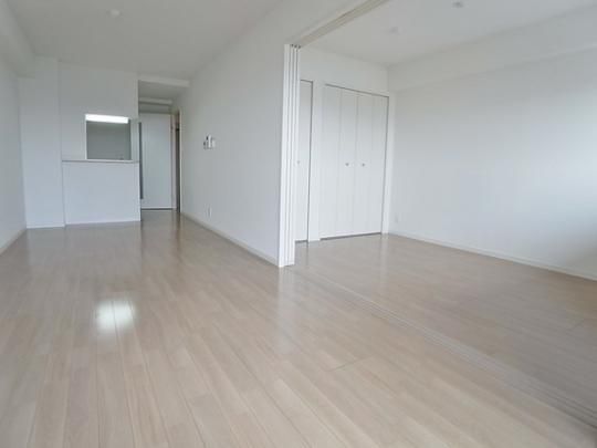 �y���̑��z�@���r���O