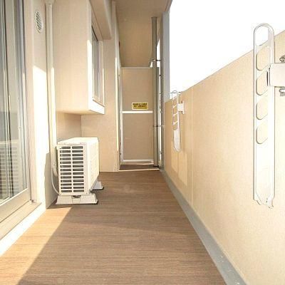 �y���̑��z�@�o���R�j�[