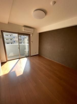 �y���̑��z�@���r���O