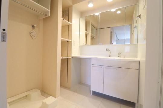 �y���̑��z�@203�@���ʎ�