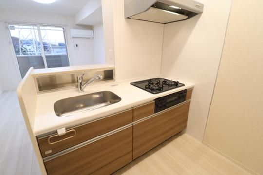 �y���̑��z�@303�@�L�b�`��