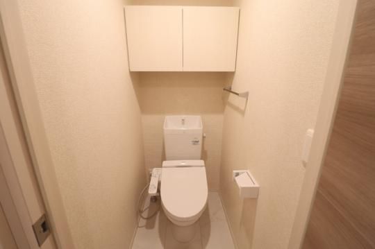 �y���̑��z�@303�@�g�C��