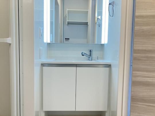 �y���̑��z�@�������ʉ��ϑ�