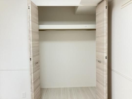 �y���̑��z�@105�@�N���[�[�b�g