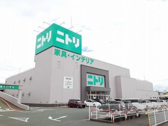 �y���Ӂz�@�j�g���F�{�ߌ��X�F550m