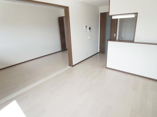 �y���̑��z�@���r���O