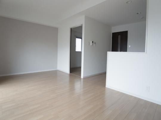 �y���̑��z�@���r���O