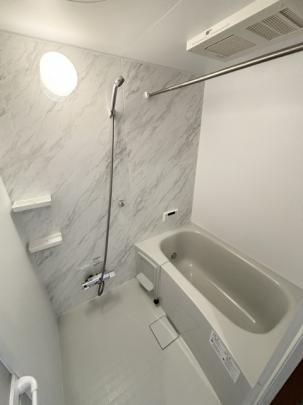 �y���̑��z�@�o�X�^�V�����[