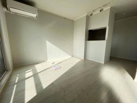 �y���̑��z�@���r���O