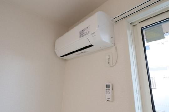 �y���̑��z�@�G�A�R��