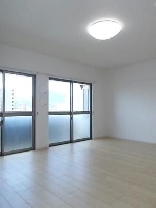 �y���̑��z�@���̑������E�X�y�[�X