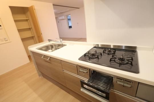 �y���̑��z�@�V�X�e���L�b�`��