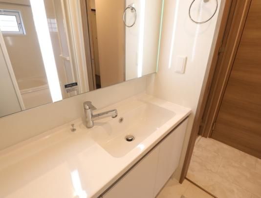 �y���̑��z�@�������ʉ��ϑ�