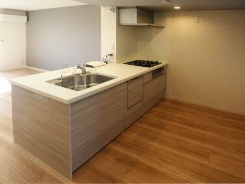 �y���̑��z�@�L�b�`��