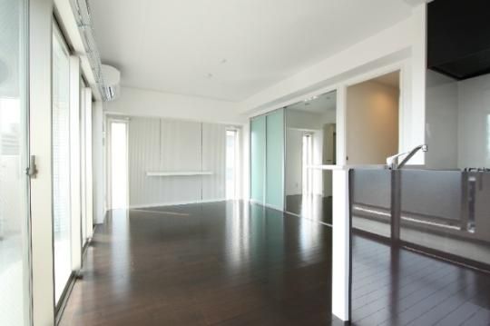 �y���̑��z�@���r���O