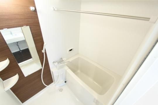 �y���̑��z�@�o�X�^�V�����[