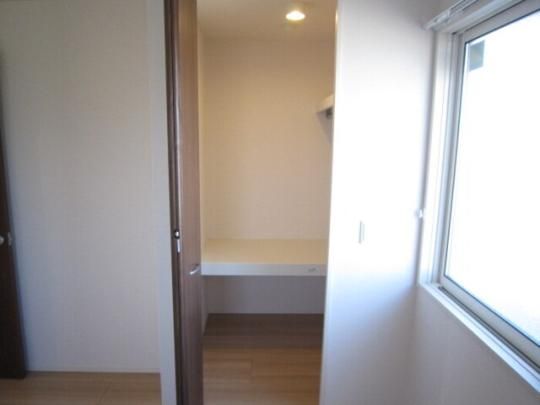 �y���̑��z�@201�@�N���[�[�b�g