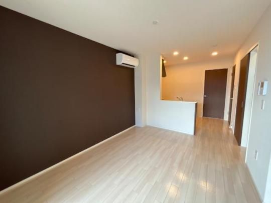 �y���̑��z�@���r���O