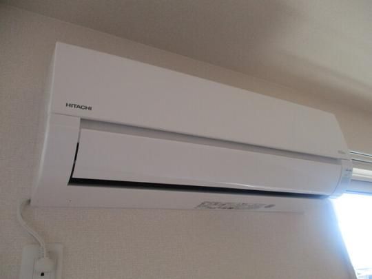 �y���̑��z�@���r���O�G�A�R��