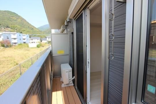 �y���̑��z�@103�@�o���R�j�[