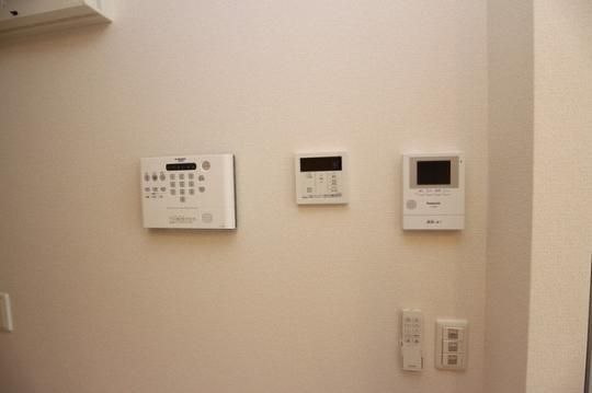 �y���̑��z�@103�@�z�[���Z�L�����e�B�ATV�C���^�[