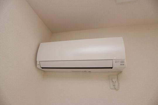 �y���̑��z�@103�@�G�A�R��