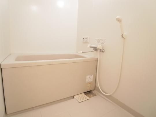 �y���̑��z�@�o�X�^�V�����[