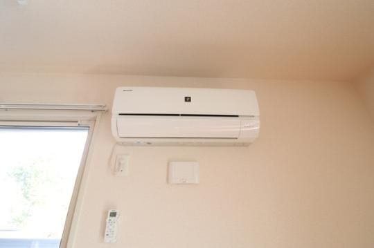 �y���̑��z�@103�@�G�A�R��