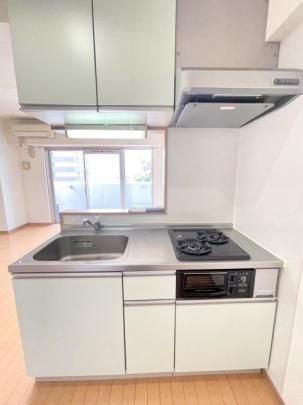 �y���̑��z�@�L�b�`��