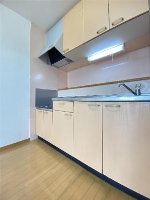 �y���̑��z�@�L�b�`��