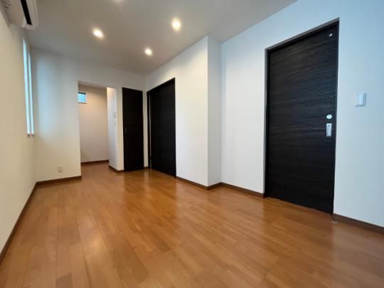 �y���̑��z�@���ʐ^��203�����ł��B